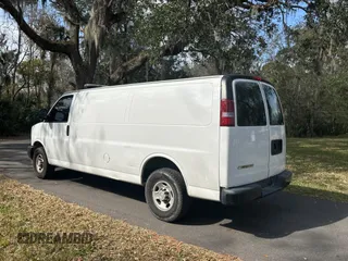 2020 Chevrolet Express Cargo Van with VIN 1GCWGBFP4L1136829, listed as a Copart auction lot 43995485 with 107,384 mi miles and Clean Title. Bid and sale history available at carsss.com. Image 3.