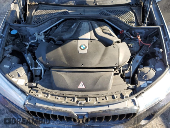 2019 BMW X6 xDrive50i with VIN 5UXKU6C57K0Z66967, listed as a Copart auction lot 87634045 with 37,916 mi miles and Salvage Title. Bid and sale history available at carsss.com. Image 13.