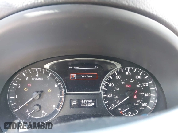 2013 Nissan Altima SV with VIN 1N4AL3AP9DC121130, listed as a IAAI auction lot 42204756 with 162,240 mi miles and . Bid and sale history available at carsss.com. Image 7.