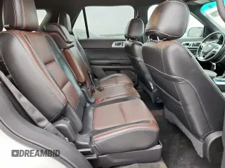 2015 Ford Explorer Sport z VIN 1FM5K8GT8FGB32918, wystawiony jako Copart lot #63532215 z przebiegiem 151 792 mil mil oraz Czysty tytuł • Clean title. Historia ofert i sprzedaży dostępna na DreamBid. Obrazek 11.
