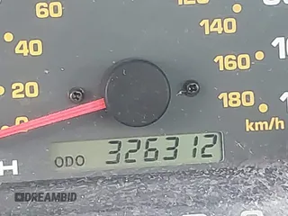 2002 Toyota 4Runner SR5 z VIN JT3HN86R920378091, wystawiony jako IAAI lot #41892356 z przebiegiem 326 312 mil mil oraz . Historia ofert i sprzedaży dostępna na DreamBid. Obrazek 14.