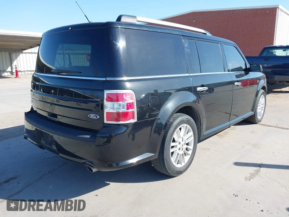 2015 Ford Flex SEL with VIN 2FMGK5C80FBA21957, listed as a IAAI auction lot 41845270 with 187,799 mi miles. Bid and sale history available at carsss.com. Image 4.