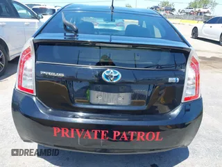 2015 Toyota Prius Four with VIN JTDKN3DU2F0471844, listed as a IAAI auction lot 42192439 with 305,246 mi miles. Bid and sale history available at carsss.com. Image 16.