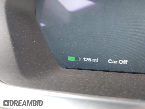 2014 Tesla Model S 60 with VIN 5YJSA1H10EFP30234, listed as a IAAI auction lot 42182249 with 186,654 mi miles and . Bid and sale history available at DreamBid. Image 17.