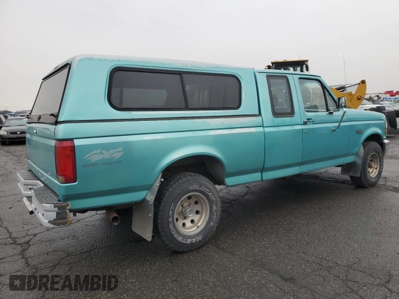 1994 Ford F-150 with VIN 1FTEX14H0RKA94258, listed as a Copart auction lot 83622304 with 206,712 mi miles and Clean title. Bid and sale history available at DreamBid. Image 3.