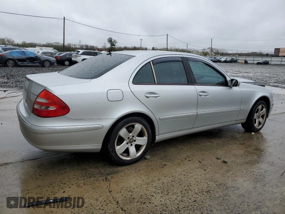 2004 Mercedes-Benz E 320 with VIN WDBUF65J04A518015, listed as a Copart auction lot 51926545 with 198,741 mi miles and Salvage Title. Bid and sale history available at carsss.com. Image 3.