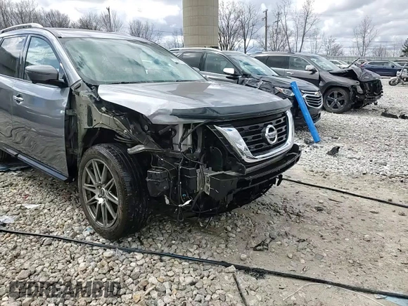 2018 Nissan Pathfinder S z VIN 5N1DR2MM6JC631069, wystawiony jako Copart lot #52002295 z przebiegiem 121 020 mil mil oraz Czysty tytuł • Clean title. Historia ofert i sprzedaży dostępna na DreamBid. Obrazek 15.