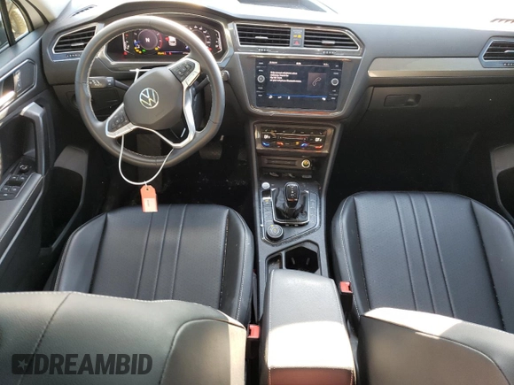 2022 Volkswagen Tiguan SE with VIN 3VV2B7AX9NM127634, listed as a Copart auction lot 55668325 with 47,734 mi miles and Salvage title. Bid and sale history available at DreamBid. Image 8.