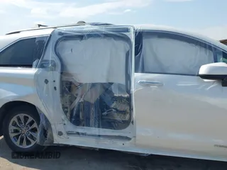 2021 Toyota Sienna XLE z VIN 5TDYRKEC6MS055675, wystawiony jako IAAI lot #42044563 z przebiegiem 7 470 mil mil oraz . Historia ofert i sprzedaży dostępna na DreamBid. Obrazek 14.