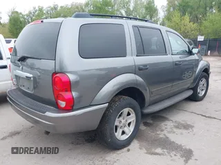 2005 Dodge Durango SLT z VIN 1D4HB48N75F527013, wystawiony jako IAAI lot #42065989 z przebiegiem 164 786 mil mil oraz . Historia ofert i sprzedaży dostępna na DreamBid. Obrazek 4.