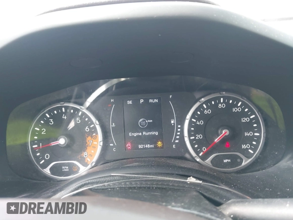 2017 Jeep Renegade Altitude z VIN ZACCJBBB5HPG34172, wystawiony jako IAAI lot #41790112 z przebiegiem 92 148 mil mil oraz . Historia ofert i sprzedaży dostępna na DreamBid. Obrazek 7.