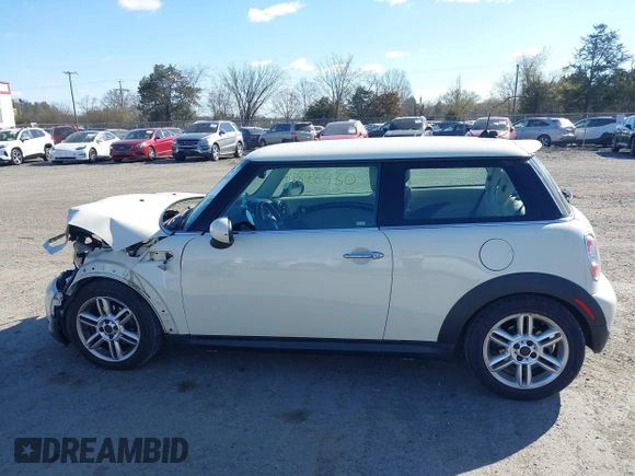 2012 MINI Hardtop with VIN WMWSU3C59CT255588, listed as a IAAI auction lot 41878430 with 103,033 mi miles and . Bid and sale history available at DreamBid. Image 14.