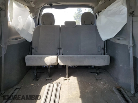 2018 Toyota Sienna LE Auto Access Seat с VIN 5TDKZ3DC1JS934414, выставлен на аукционе Copart как лот 52194615 с пробегом 130 058 миль миль и Списание • Salvage title. История ставок и продаж доступна на DreamBid. Изображение 10.