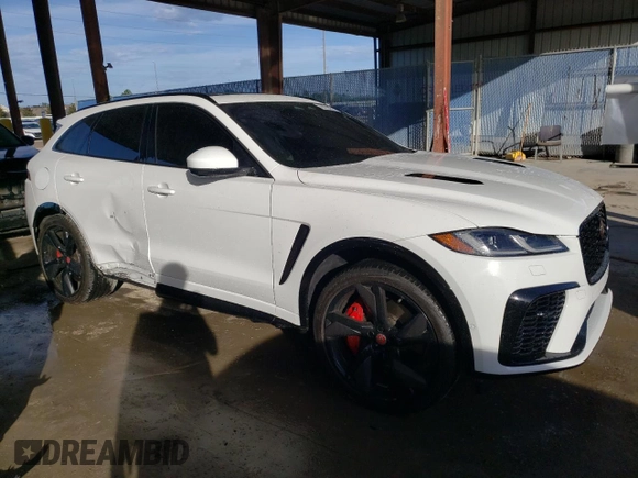 2022 Jaguar F-Pace SVR with VIN SADCZ2EEXNA694138, listed as a Copart auction lot 76778653 with 38,121 mi miles and . Bid and sale history available at DreamBid. Image 4.