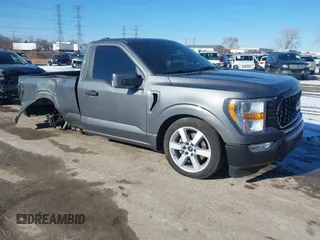 2022 Ford F-150 XL with VIN 1FTMF1E58NKE13712, listed as a IAAI auction lot 41360118 with 26,097 mi miles and . Bid and sale history available at carsss.com. Image 1.