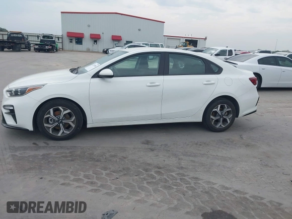 2021 Kia Forte LXS z VIN 3KPF24AD1ME361778, wystawiony jako IAAI lot #42275086 z przebiegiem 13 472 mil mil oraz . Historia ofert i sprzedaży dostępna na DreamBid. Obrazek 15.