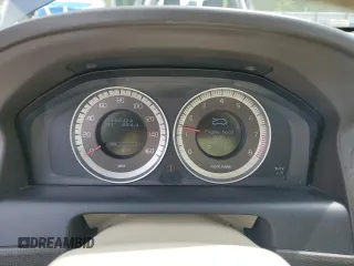 2012 Volvo XC60 3.2L с VIN YV4952DZ3C2309870, выставлен на аукционе Copart как лот 52700555 с пробегом 108 474 миль миль и На запчасти • Non repairable. История ставок и продаж доступна на DreamBid. Изображение 9.