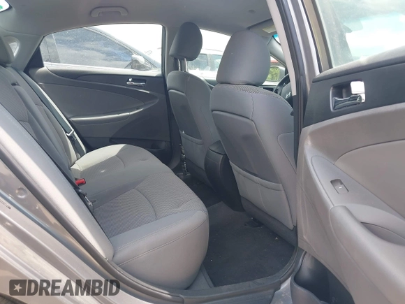 2013 Hyundai Sonata GLS with VIN 5NPEB4AC4DH628829, listed as a IAAI auction lot 42136839 with 121,381 mi miles and . Bid and sale history available at carsss.com. Image 8.