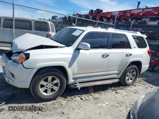 2013 Toyota 4Runner SR5 with VIN JTEZU5JR6D5052159, listed as a IAAI auction lot 41704453 with 188,276 mi miles and . Bid and sale history available at DreamBid. Image 14.