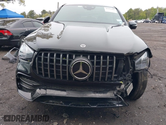 2021 Mercedes-Benz GLE 53 AMG with VIN 4JGFD6BB4MA375899, listed as a IAAI auction lot 42193449 with 27,154 mi miles and . Bid and sale history available at DreamBid. Image 13.