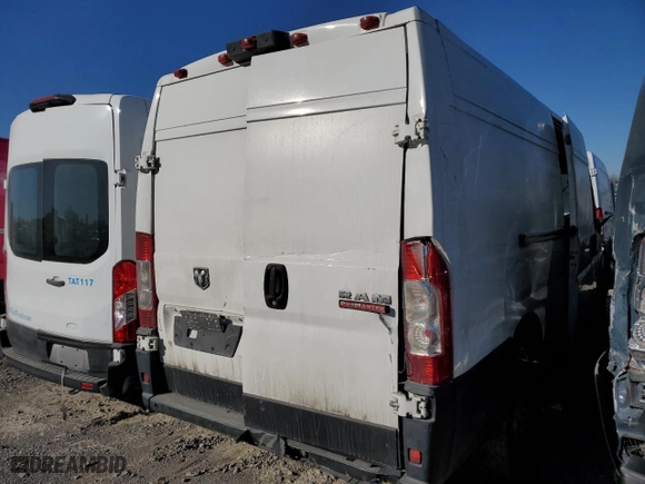 2019 Ram ProMaster Cargo Van with VIN 3C6URVJG7KE504143, listed as a Copart auction lot 45877345 with 300,689 mi miles and Salvage Title. Bid and sale history available at carsss.com. Image 3.