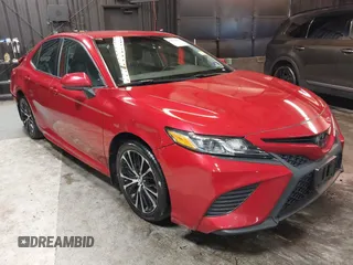 2019 Toyota Camry LE z VIN 4T1B11HK7KU271937, wystawiony jako IAAI lot #42039619 z przebiegiem 52 894 mil mil oraz . Historia ofert i sprzedaży dostępna na DreamBid. Obrazek 1.