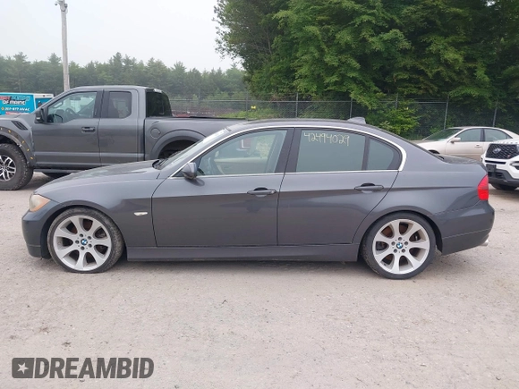 2006 BMW 3 Series 330i with VIN WBAVB33596AZ86475, listed as a IAAI auction lot 42494029 with 86,781 mi miles and . Bid and sale history available at DreamBid. Image 12.