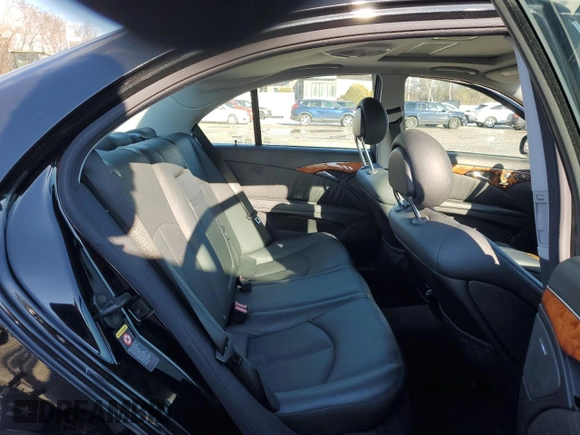 2003 Mercedes-Benz E-Class 5.0L with VIN WDBUF70J43A123959, listed as a Copart auction lot 45032875 with 136,922 mi miles and Non Repairable. Bid and sale history available at carsss.com. Image 10.