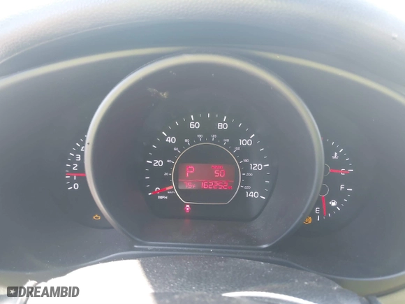2014 Kia Soul with VIN KNDJN2A21E7011704, listed as a IAAI auction lot 41811365 with 162,252 mi miles. Bid and sale history available at carsss.com. Image 7.