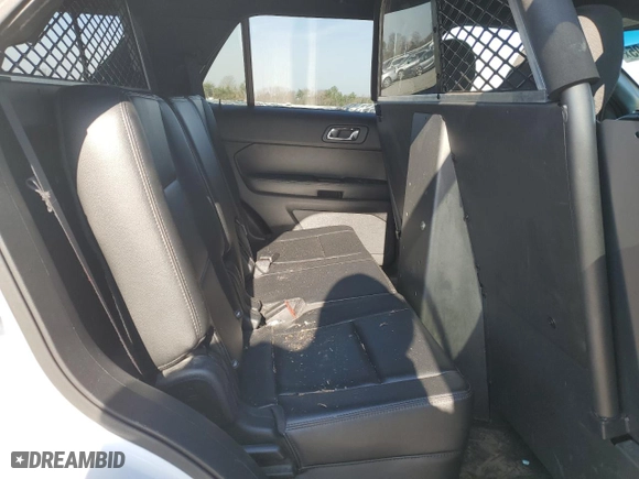 2016 Ford Utility Police Interceptor with VIN 1FM5K8AR9GGB19433, listed as a Copart auction lot 48851905 with 148,456 mi miles and Clean Title. Bid and sale history available at carsss.com. Image 10.