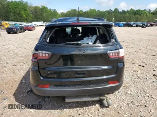 2019 Jeep Compass Altitude with VIN 3C4NJDBB1KT781349, listed as a Copart auction lot 55498805 with 40,365 mi miles and Salvage title. Bid and sale history available at DreamBid. Image 6.