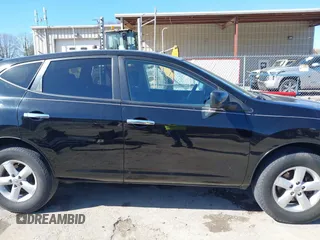 2010 Nissan Rogue S z VIN JN8AS5MV6AW131602, wystawiony jako IAAI lot #41792640 z przebiegiem 137 830 mil mil oraz . Historia ofert i sprzedaży dostępna na DreamBid. Obrazek 14.