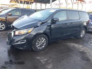 2021 Kia Sedona EX with VIN KNDMB5C17M6666739, listed as a IAAI auction lot 41423684 with 41,816 mi miles. Bid and sale history available at carsss.com. Image 17.