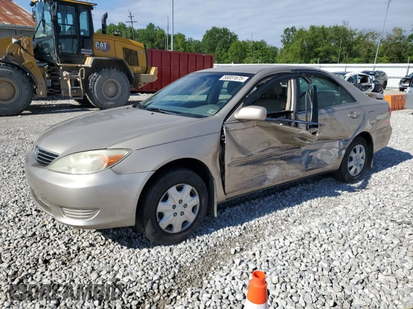 2006 Toyota Camry STD z VIN 4T1BE30K46U108275, wystawiony jako Copart lot #59905115 z przebiegiem 157 072 mil mil oraz Szkoda całkowita • Salvage title. Historia ofert i sprzedaży dostępna na DreamBid. Obrazek 1.