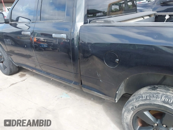2016 Ram 1500 Express z VIN 1C6RR6FG1GS107293, wystawiony jako IAAI lot #42180339 z przebiegiem 182 237 mil mil oraz . Historia ofert i sprzedaży dostępna na DreamBid. Obrazek 19.