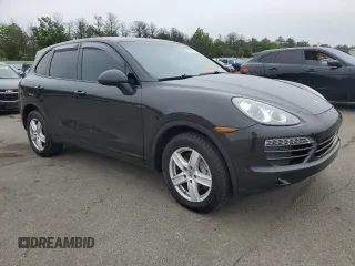 2012 Porsche Cayenne z VIN WP1AA2A21CLA11779, wystawiony jako Copart lot #60248175 z przebiegiem 131 748 mil mil oraz Szkoda całkowita • Salvage title. Historia ofert i sprzedaży dostępna na DreamBid. Obrazek 4.