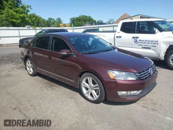 2014 Volkswagen Passat SE z VIN 1VWBN7A30EC084173, wystawiony jako Copart lot #58688645 z przebiegiem 141 726 mil mil oraz Szkoda całkowita • Salvage title. Historia ofert i sprzedaży dostępna na DreamBid. Obrazek 4.