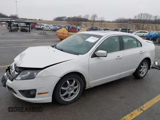 2010 Ford Fusion SE with VIN 3FAHP0HA3AR202527, listed as a IAAI auction lot 41698369 with 194,621 mi miles. Bid and sale history available at carsss.com. Image 2.