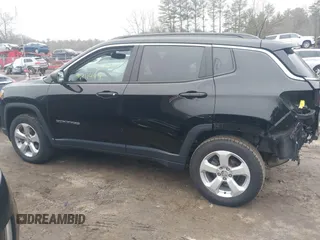 2018 Jeep Compass Altitude with VIN 3C4NJDBB0JT399781, listed as a IAAI auction lot 41711499 with 39,891 mi miles and . Bid and sale history available at carsss.com. Image 14.