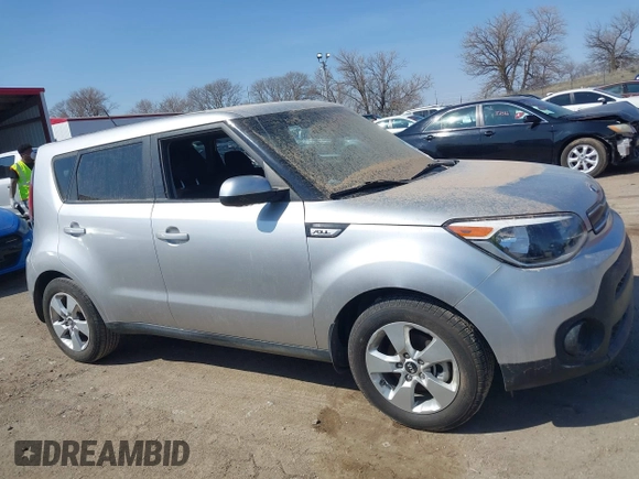 2017 Kia Soul with VIN KNDJN2A25H7501731, listed as a IAAI auction lot 41891464 with 93,438 mi miles. Bid and sale history available at carsss.com. Image 14.