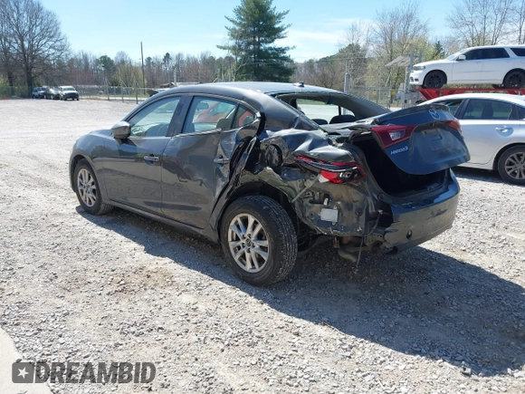 2015 Mazda 3 i Grand Touring with VIN JM1BM1W70F1231023, listed as a IAAI auction lot 41830321 with 176,442 mi miles and . Bid and sale history available at DreamBid. Image 3.