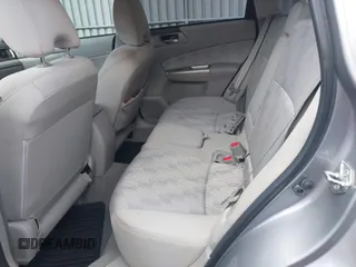 2010 Subaru Forester X Premium z VIN JF2SH6CC8AH750535, wystawiony jako IAAI lot #42799866 z przebiegiem 130 431 mil mil oraz . Historia ofert i sprzedaży dostępna na DreamBid. Obrazek 8.