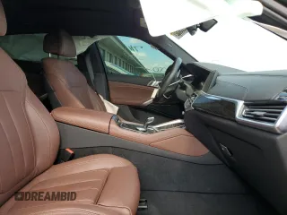 2020 BMW X6 xDrive40i z VIN 5UXCY6C07L9C74754, wystawiony jako Copart lot #62235632 z przebiegiem Nie podano mil oraz . Historia ofert i sprzedaży dostępna na DreamBid. Obrazek 5.