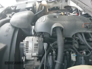 2001 Chevrolet Silverado 2500 with VIN 1GCGC24U51Z204045, listed as a IAAI auction lot 42286358 with 259,974 mi miles and . Bid and sale history available at DreamBid. Image 12.