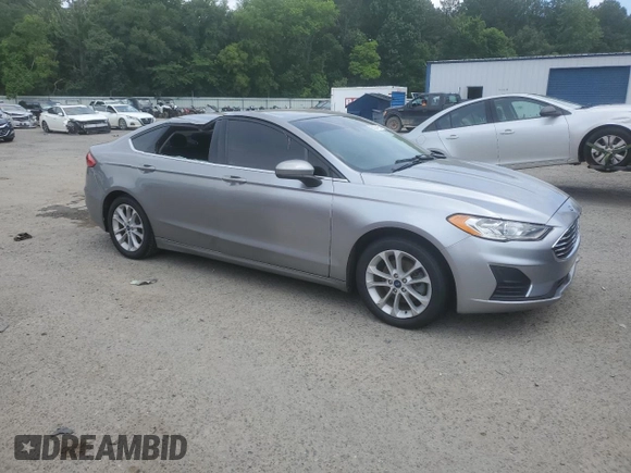2020 Ford Fusion SE with VIN 3FA6P0LUXLR211723, listed as a Copart auction lot 58204165 with Not provided miles and Salvage title. Bid and sale history available at DreamBid. Image 4.