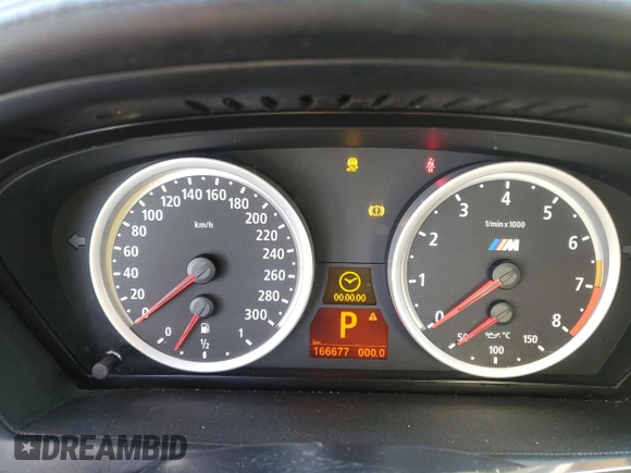 2010 BMW X6 M with VIN 5YMGZ0C57ALK13322, listed as a Copart auction lot 84522144 with 166,677 mi miles and Clean Title. Bid and sale history available at carsss.com. Image 9.
