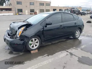 2006 Toyota Prius with VIN JTDKB20U063181951, listed as a IAAI auction lot 41573550 with 158,970 mi miles. Bid and sale history available at carsss.com. Image 2.
