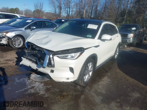 2020 Infiniti QX50 Luxe z VIN 3PCAJ5M32LF121640, wystawiony jako IAAI lot #41311716 z przebiegiem 43 813 mil mil oraz . Historia ofert i sprzedaży dostępna na DreamBid. Obrazek 16.