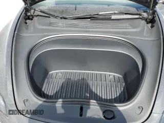2025 Tesla Model 3 Long Range z VIN 5YJ3E1EA3SF974534, wystawiony jako Copart lot #53025525 z przebiegiem 228 mil mil oraz Szkoda całkowita • Salvage title. Historia ofert i sprzedaży dostępna na DreamBid. Obrazek 11.