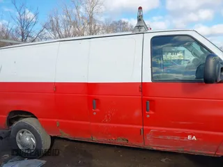 2011 Ford Econoline Cargo Commercial with VIN 1FTSE3ELXBDB31009, listed as a IAAI auction lot 41685713 with 249,589 mi miles. Bid and sale history available at carsss.com. Image 13.